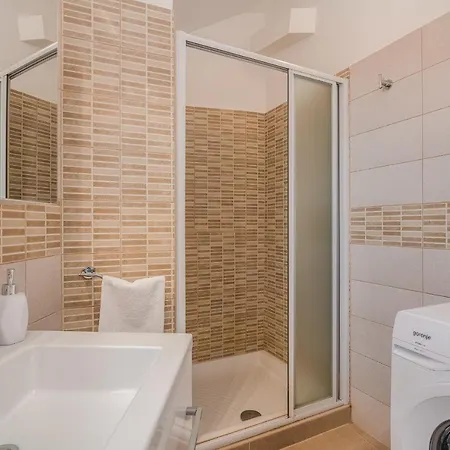 Apartament Marina
